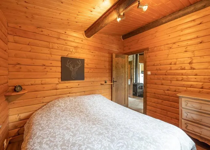 Cocooning En Lisière De Forêt * Champdray